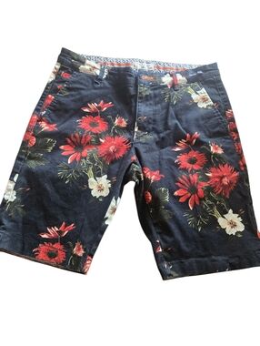 Denim & Flower Navy Floral Print Flat-Front Shorts with Red Accents